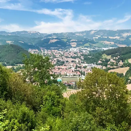 Majestic In With Private Pool Fermignano